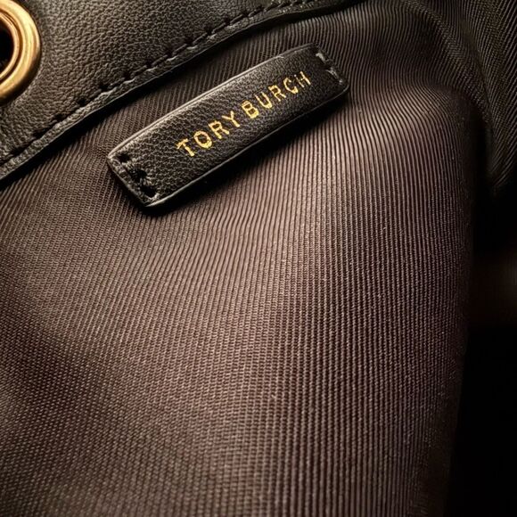 Tory Burch Small Fleming Soft Bucket Bag, Black, NWT - Picture 7 of 10